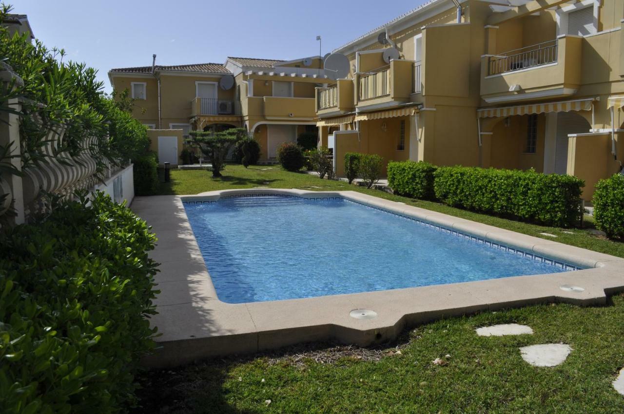 דירות אל פובלטס Acogedor Adosado Duplex מראה חיצוני תמונה